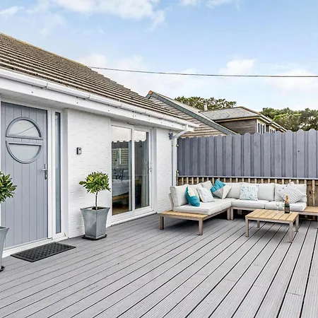 4 Bed In Tintagel 75335 Forrabury